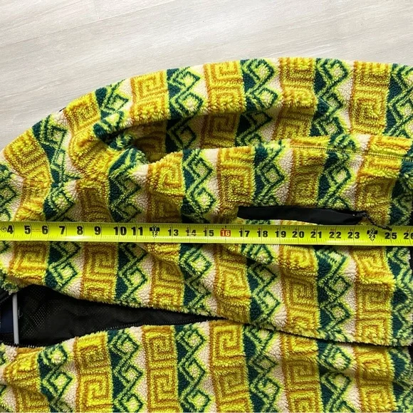 Colorful Geometric Pattern Jacket - Picture 7 of 8